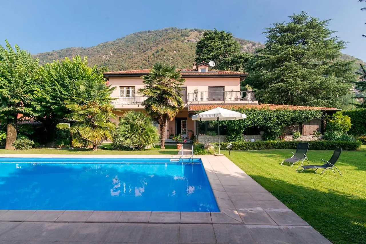B&B 3 Tigli Maslianico Italië