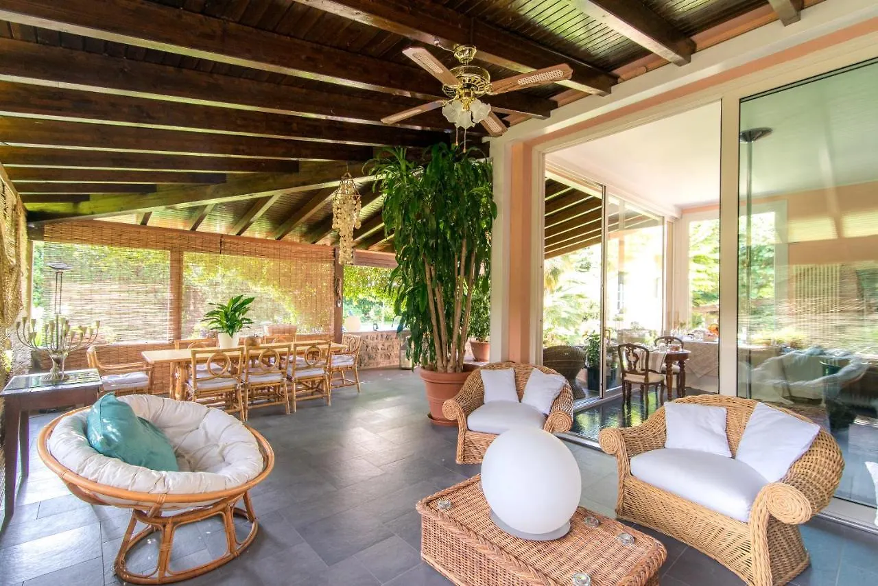 B&B 3 Tigli Maslianico Bed & Breakfast