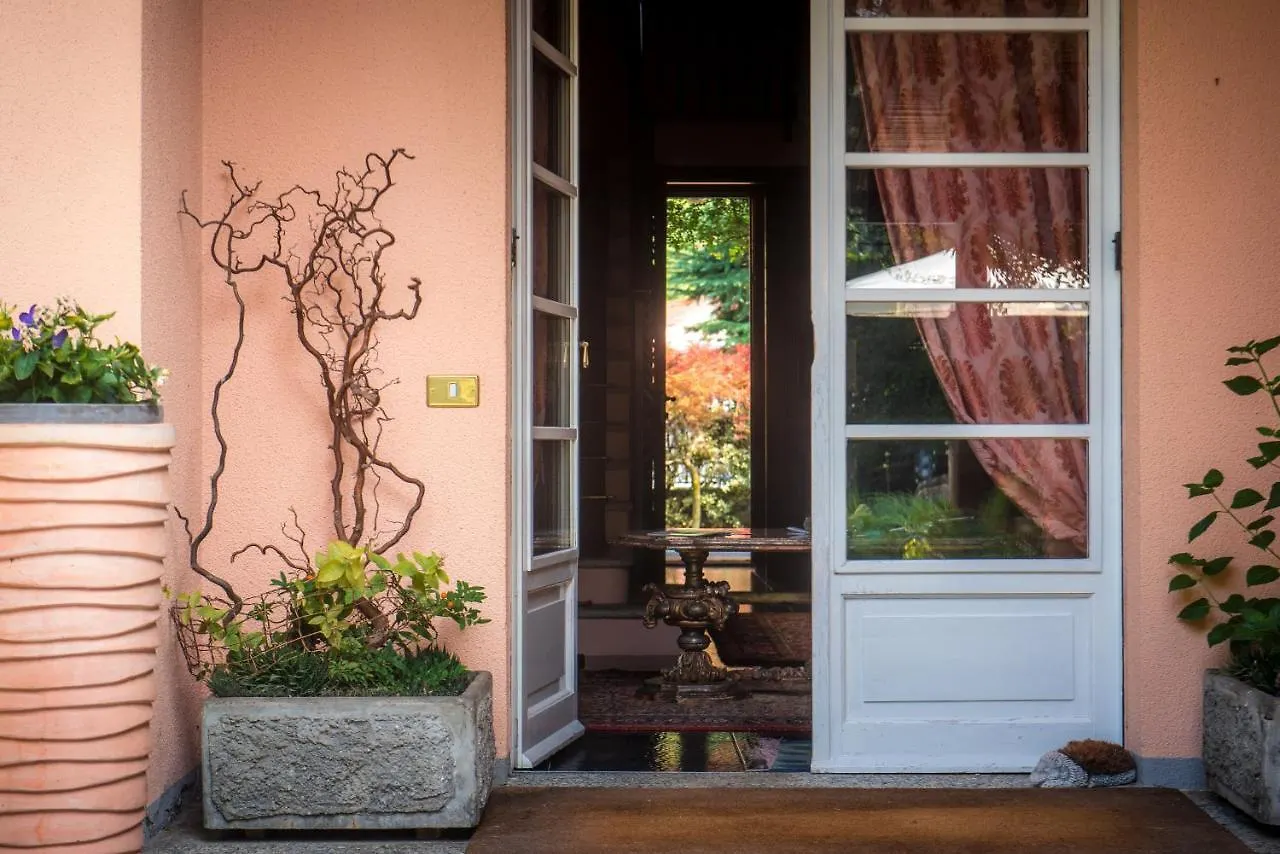 B&B 3 Tigli Maslianico Italy